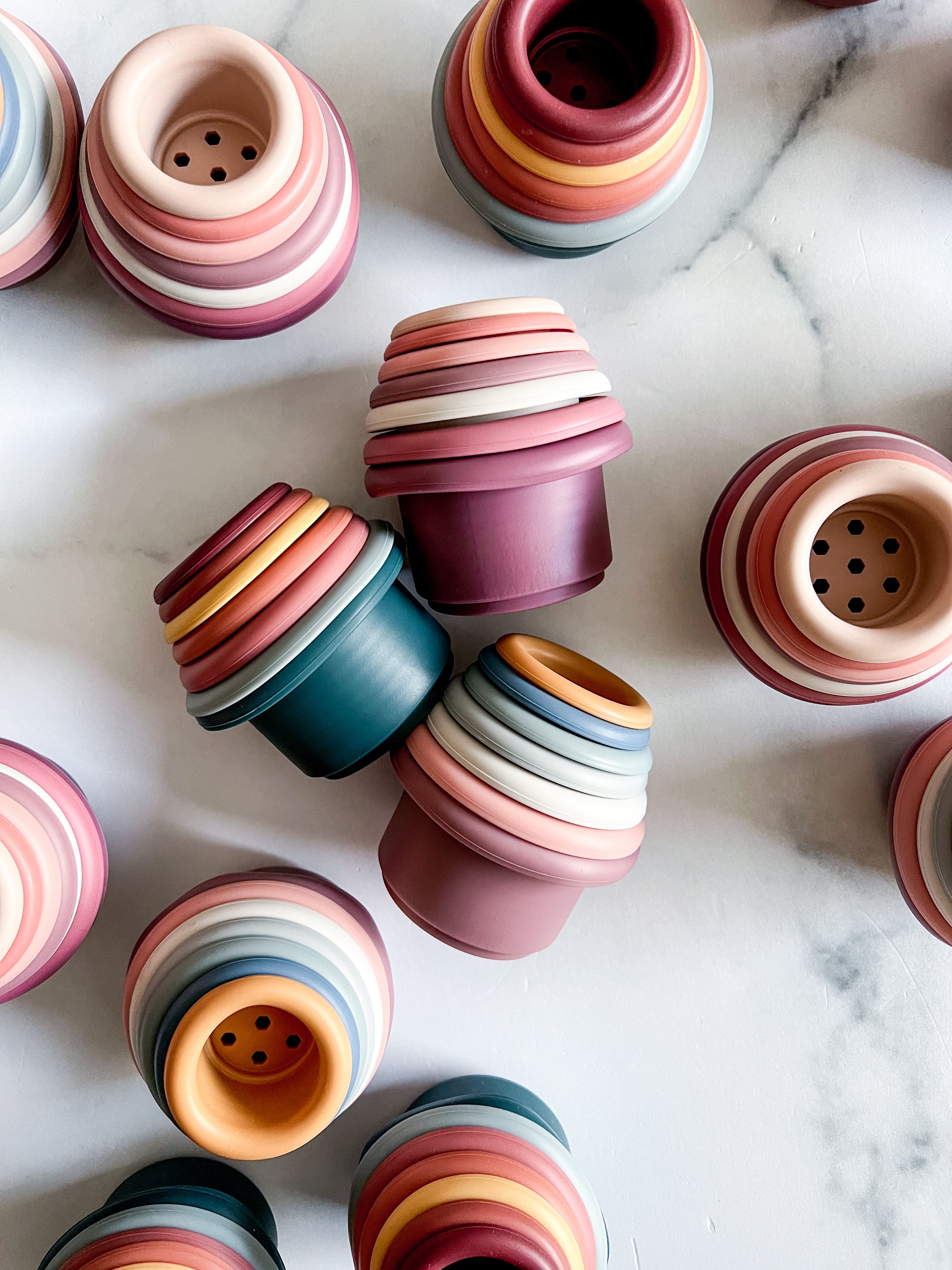 Ensemble de tasses empilables en silicone pour le bain(7 pièces)