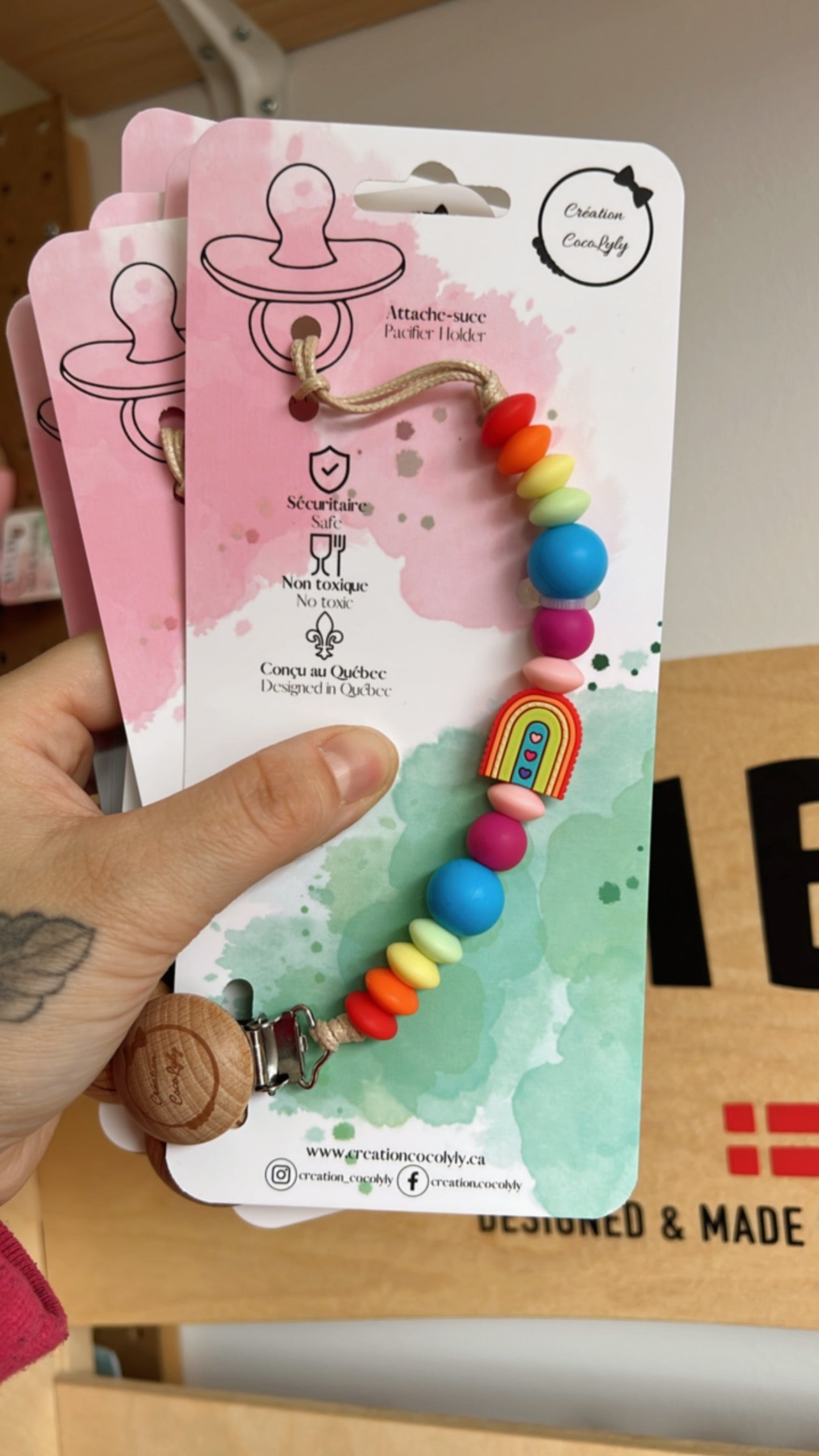 Attache suce arc-en-ciel