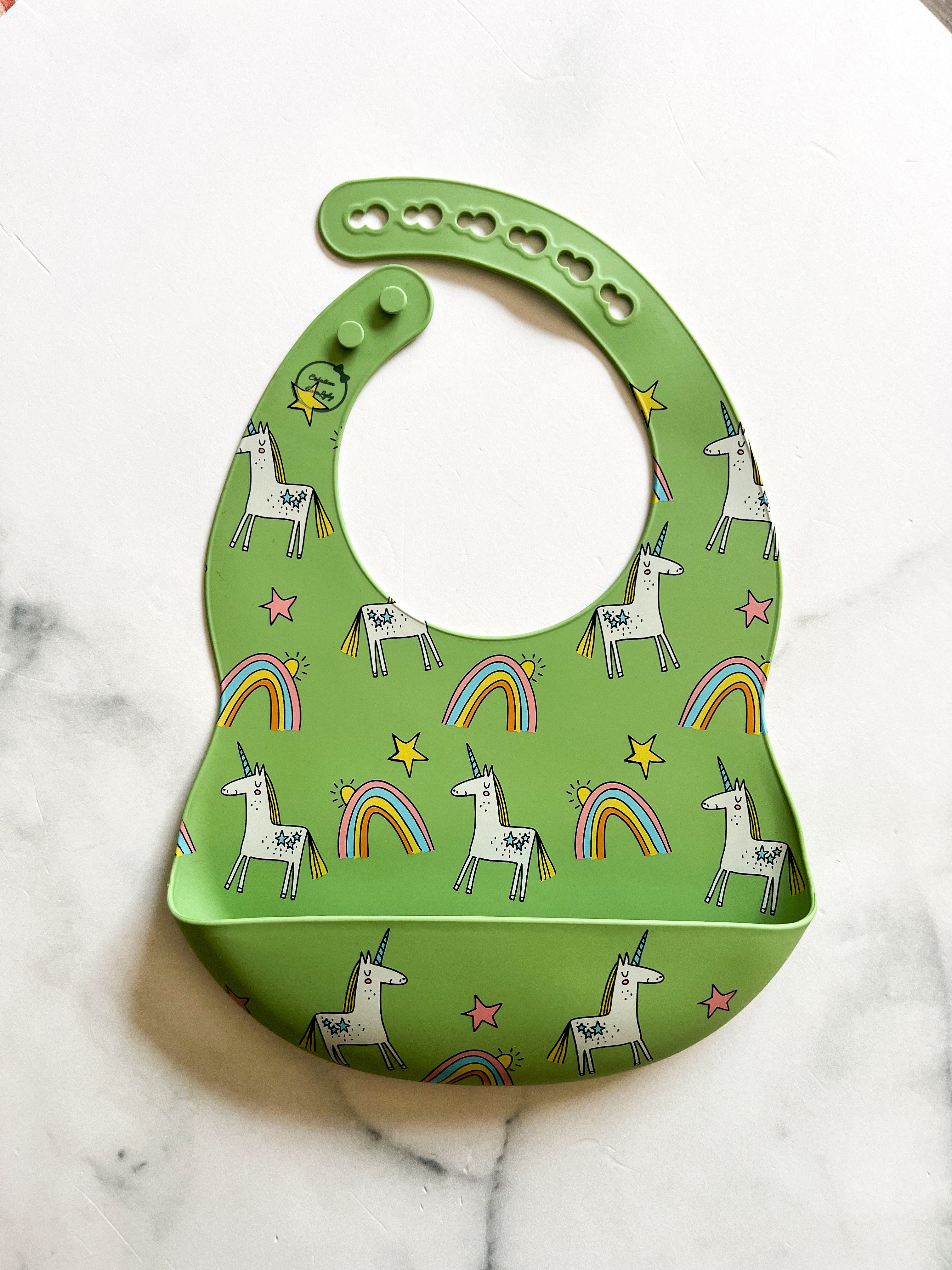 Bavette en silicone avec motifs licorne