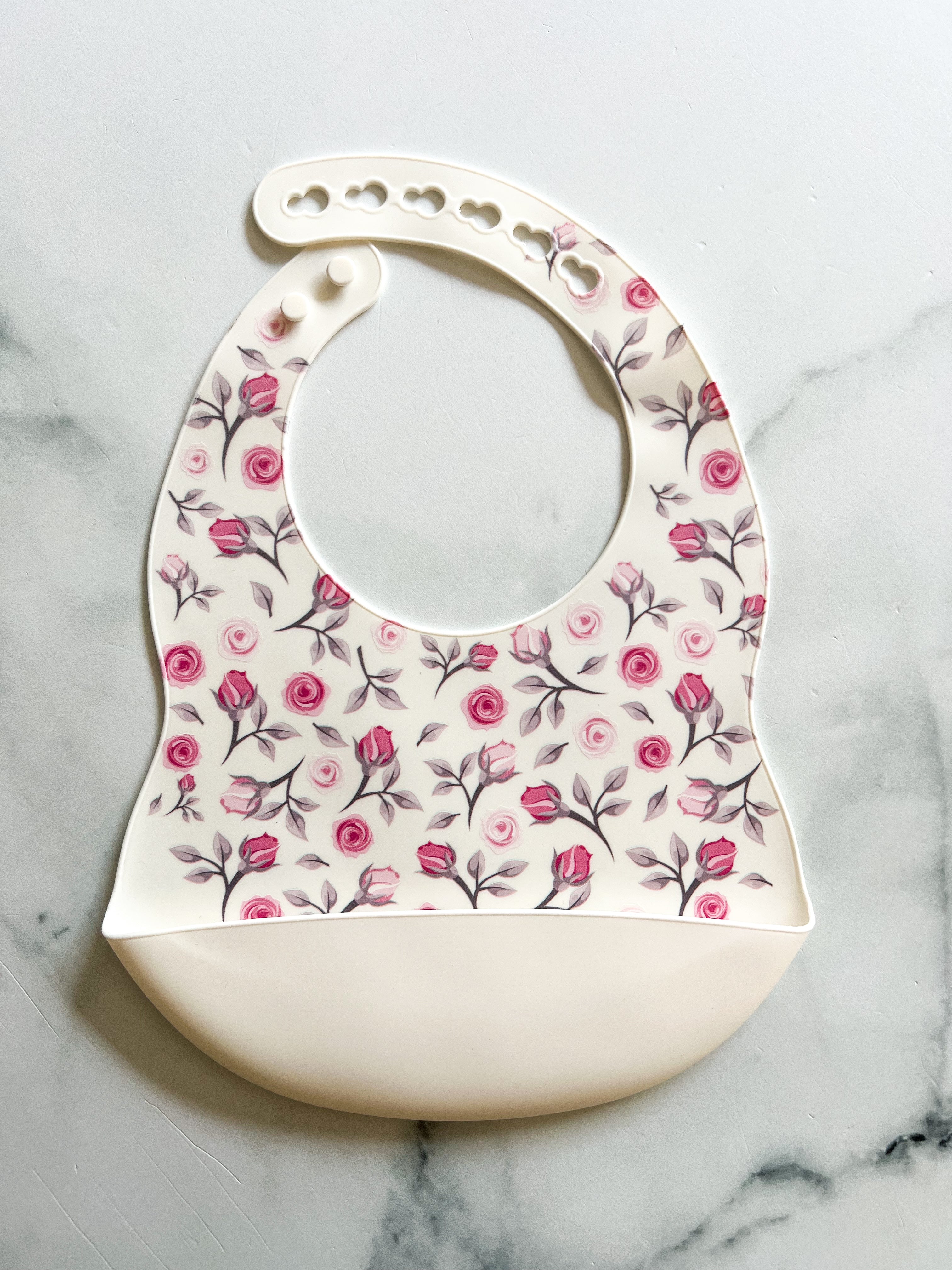 Bavette en silicone avec motifs fleurs