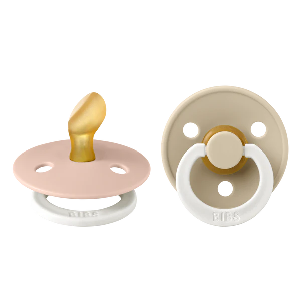 Suce Bibs Anatomical 6-18 mois vanilla/Blush glow in the dark pack de 2