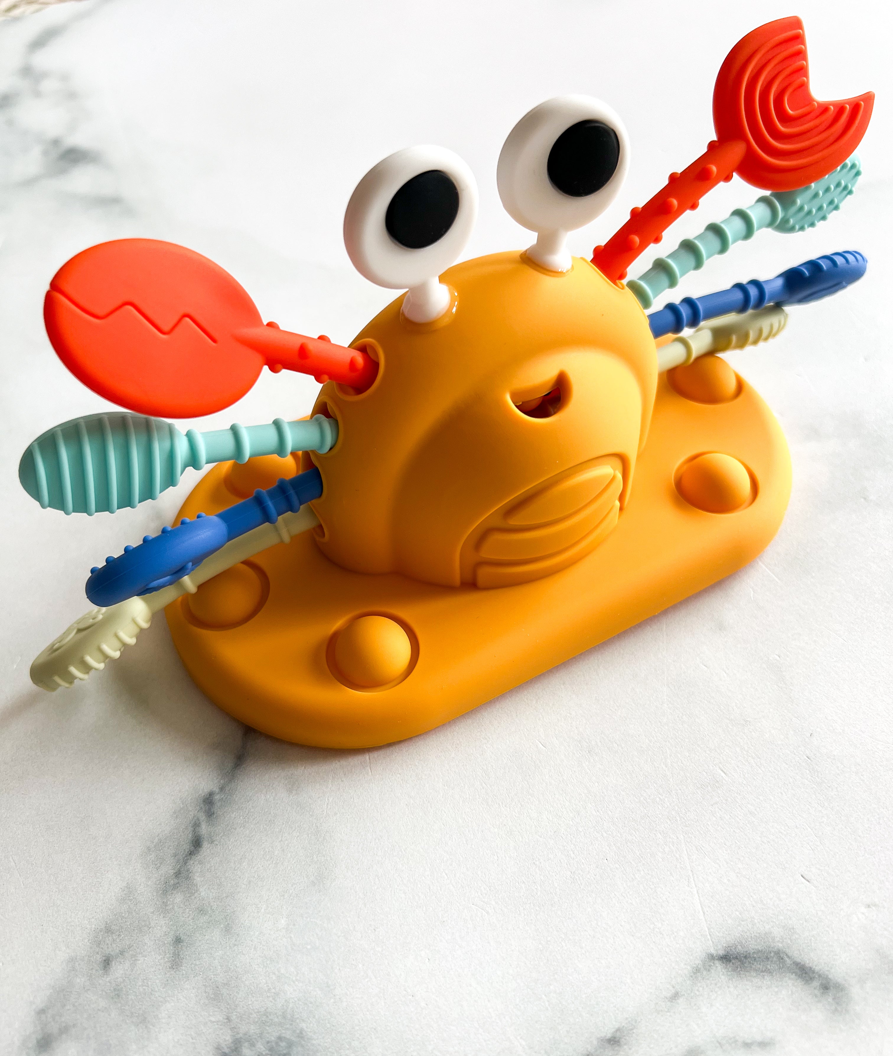 Crabe à ventouse sensoriel