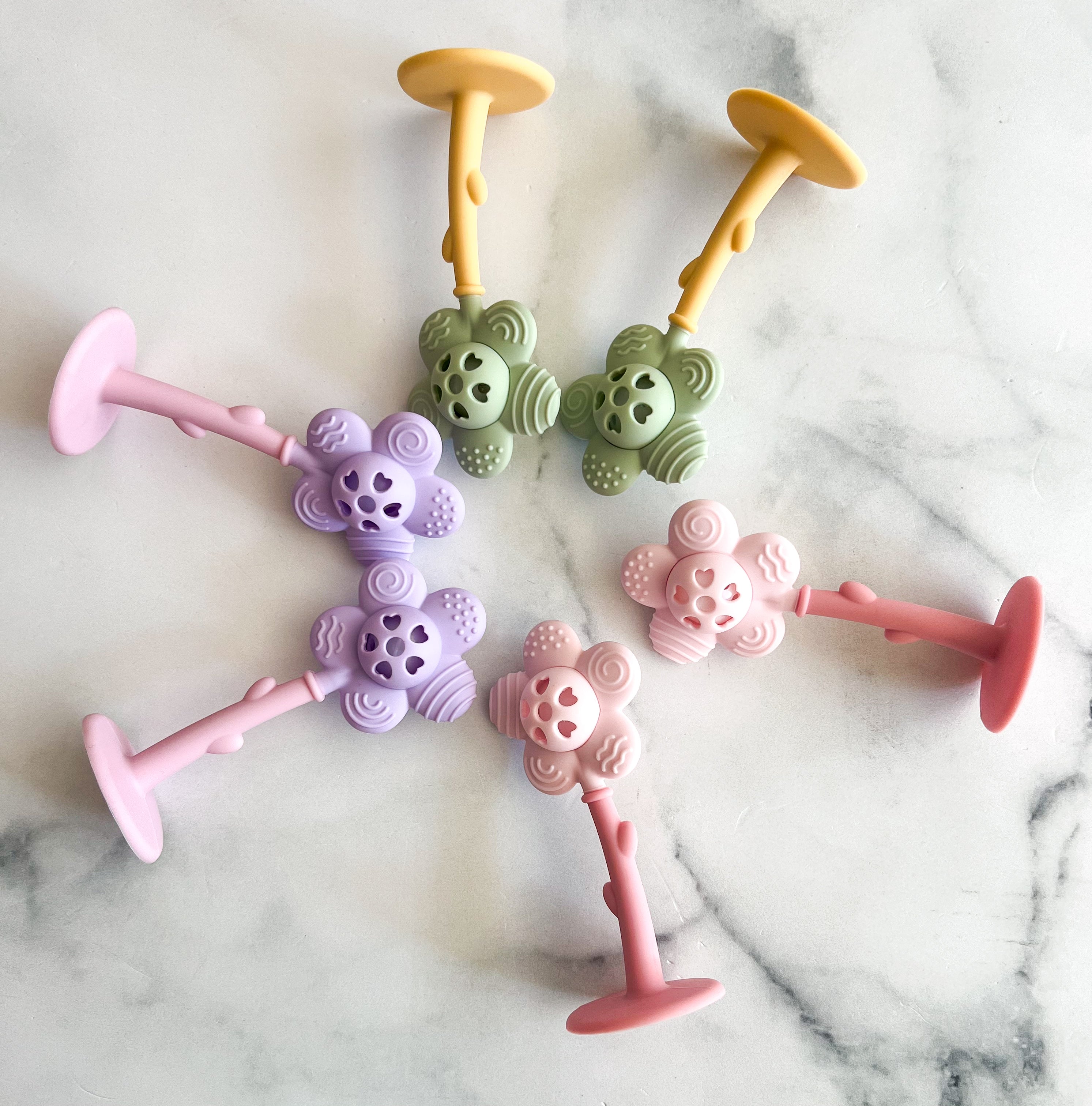 Jouet sensoriel en silicone – hochet fleur sonore