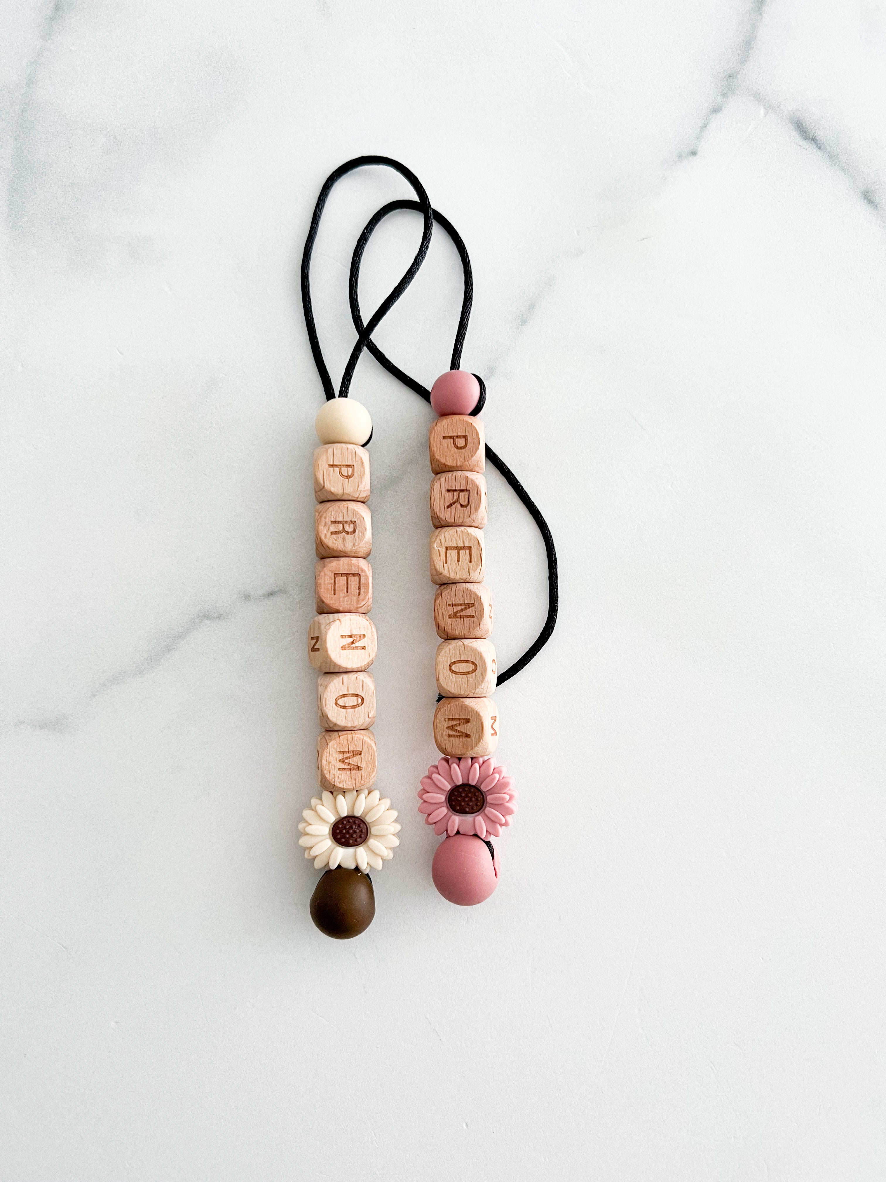 Identifiant style attache zip prénom modèle florale