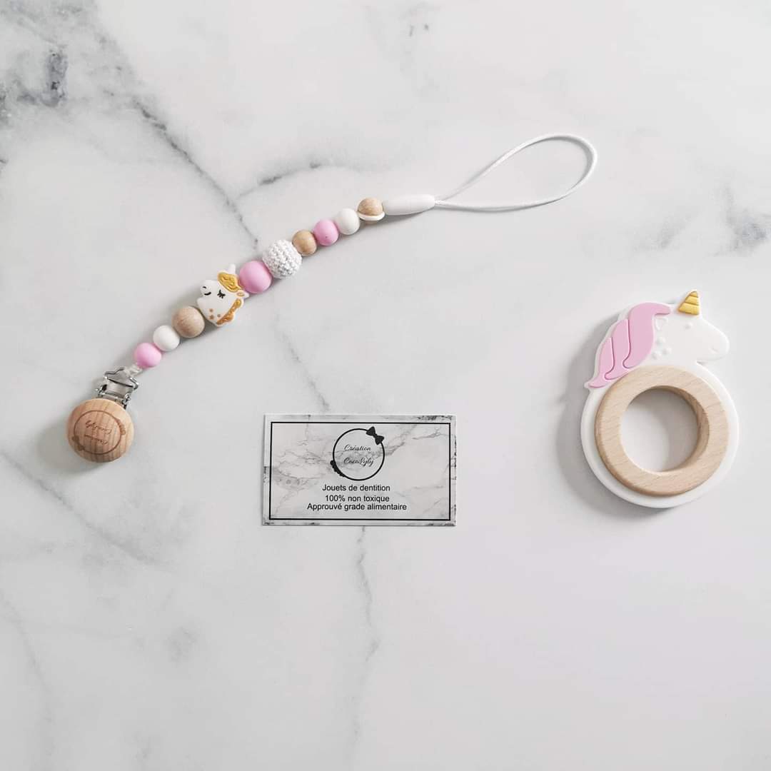 Jouet de dentition licorne anneaux de bois
