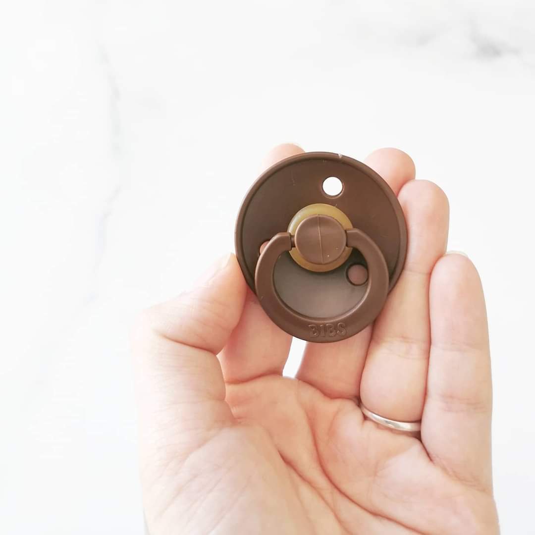 Suce bibs 18-36 mois mokka