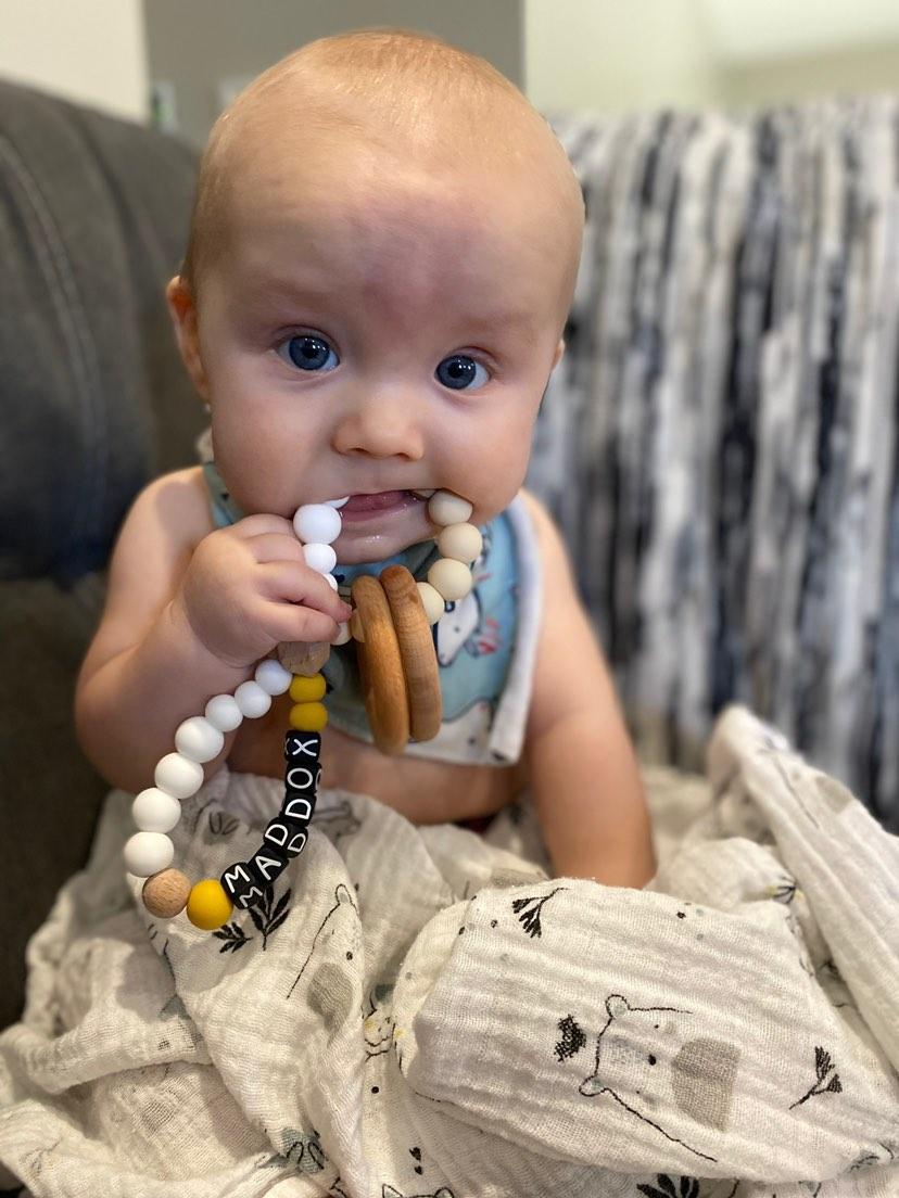 Hochet infini avec prénom