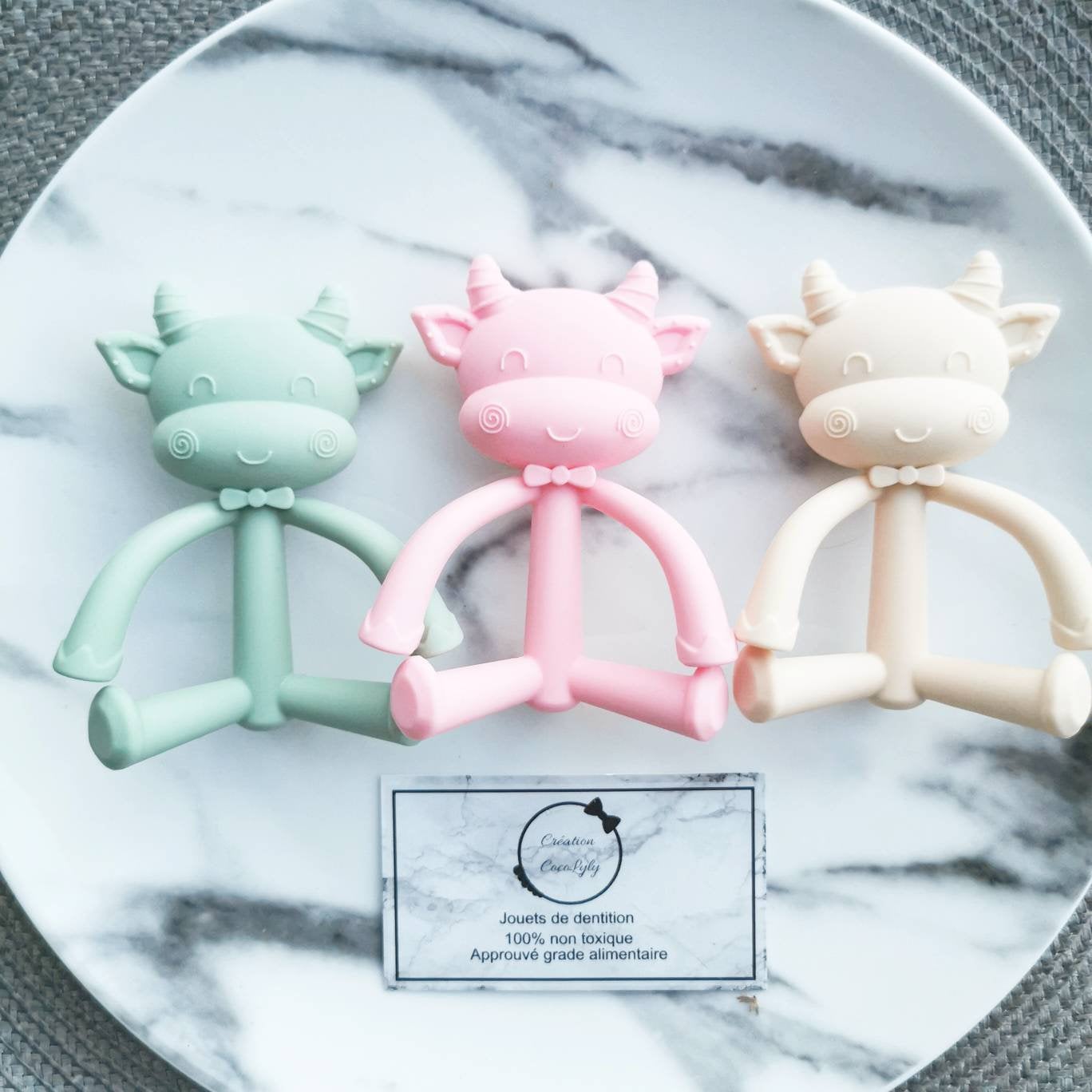 Petite vache de dentition