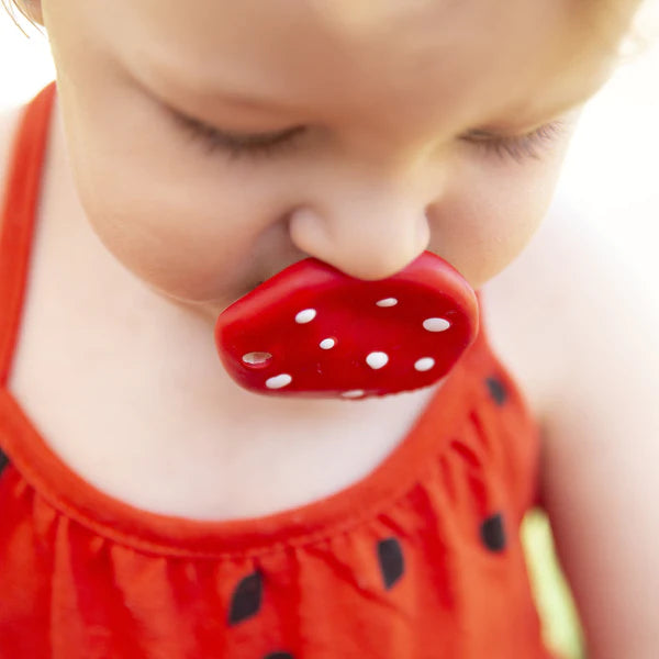 Suce de dentition en caoutchouc naturel spotty le champignon