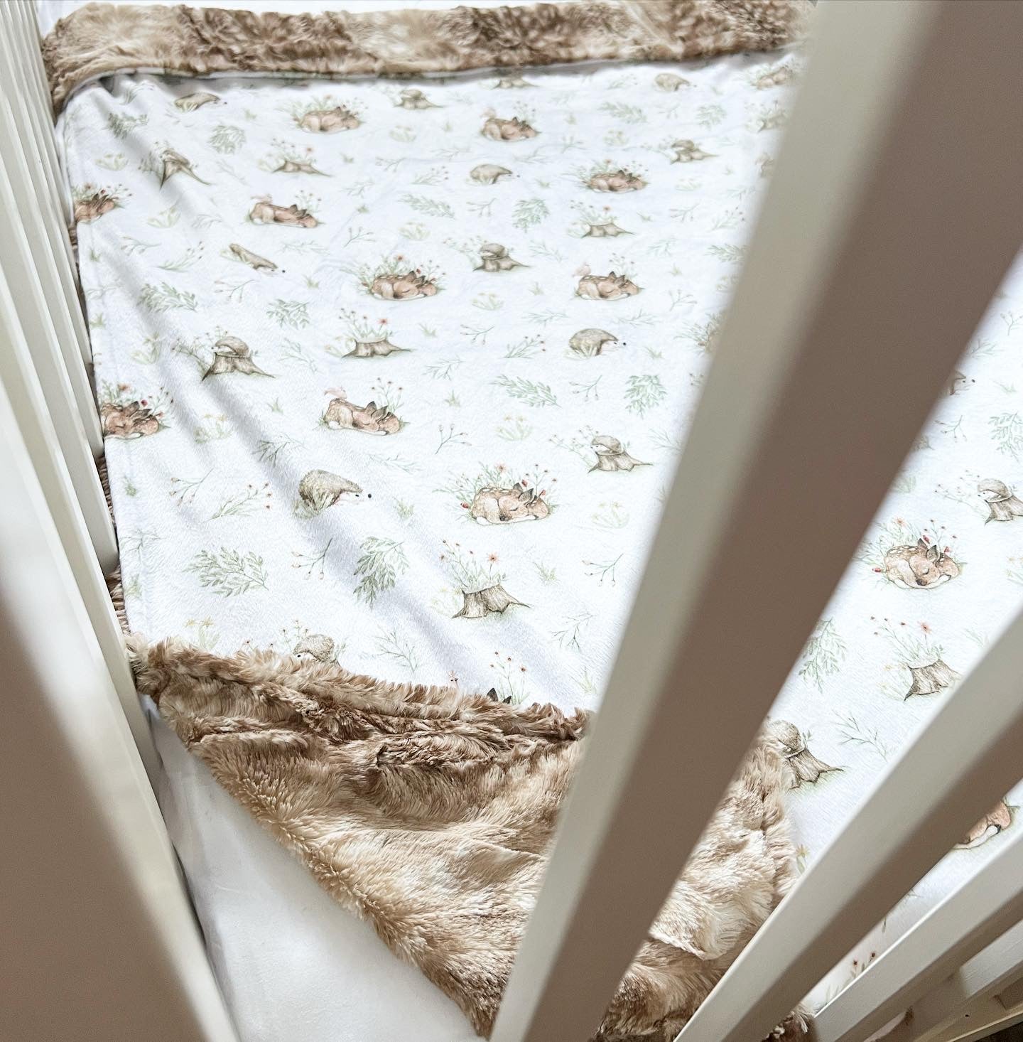 PRÉCOMMANDE  Doudou doublé basinette standard chevreuil