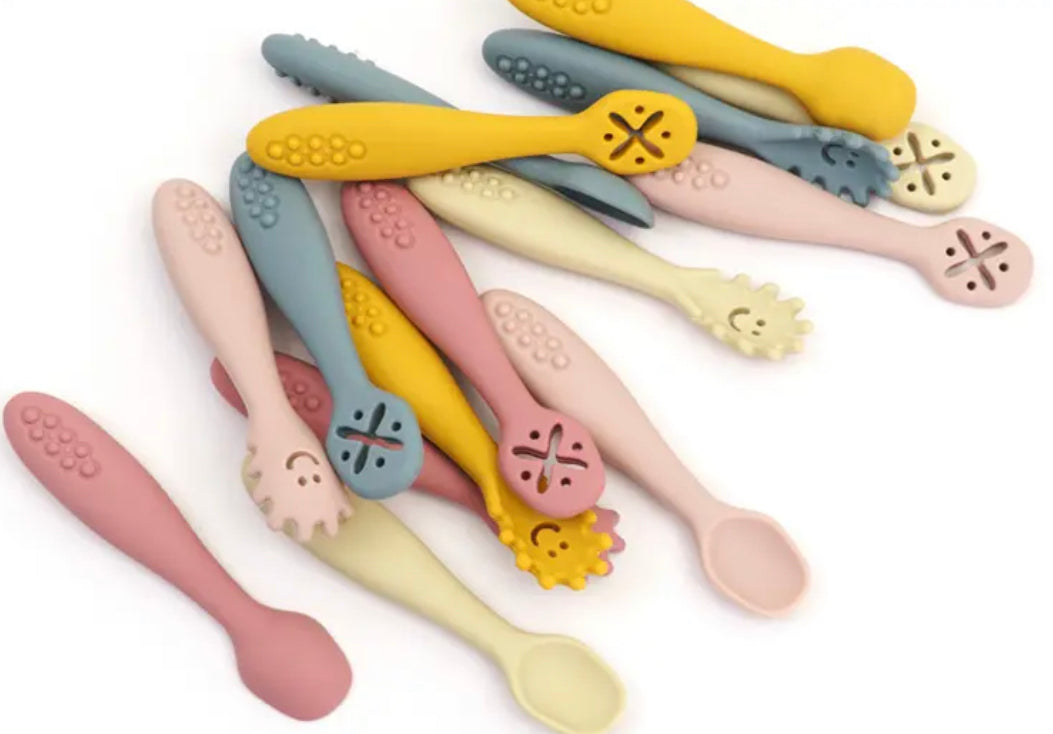 Trio d’ustensiles en silicone DME incluant une cuillère de pré trempage