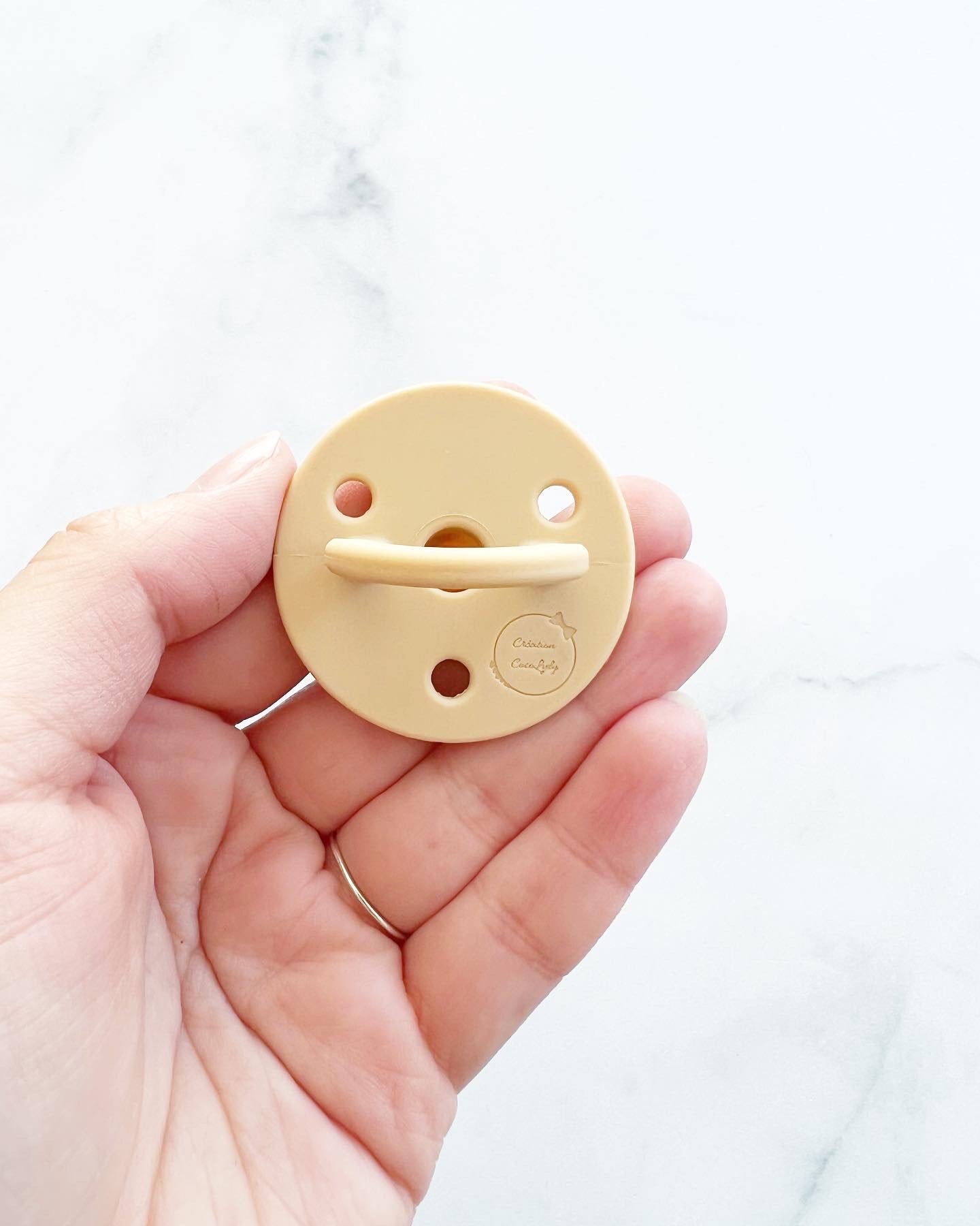 Suce création CocoLyly 0-6mois beige foncé