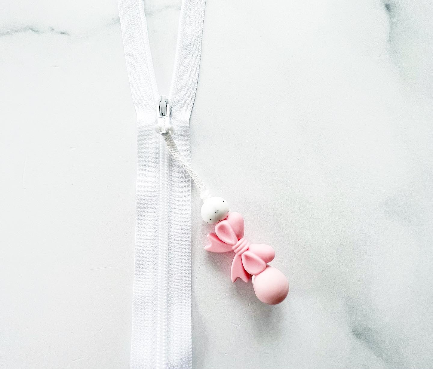 Attache zip cancer du sein rose