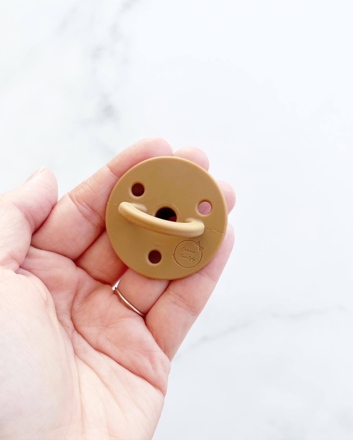 Suce création CocoLyly 0-6mois taupe